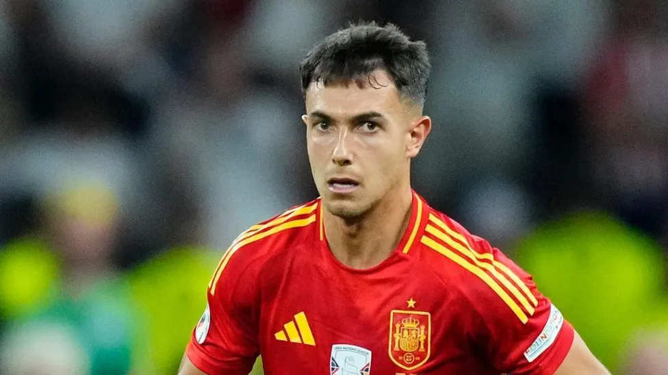 Liverpool Eye Move for Midfielder Martin Zubimendi - Socceronlinew